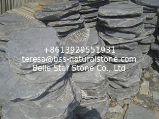 China Black Slate Stepping Stones Natural Slate Round Shape Garden Landscaping Stone Pavers supplier