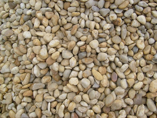 China Washed White Pebble Stones,White Cobble Stones,White River Stones,Cobble River Pebbles,Landscaping Pebbles supplier